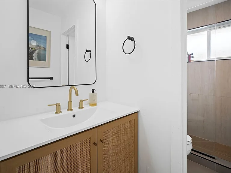 2231 SW 63rd Ave — Photo 18