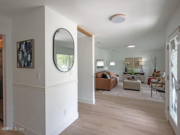 2nd image of 2555 LOFBERG Drive