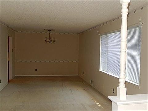 3rd image of 9410 Creel Creek Dr