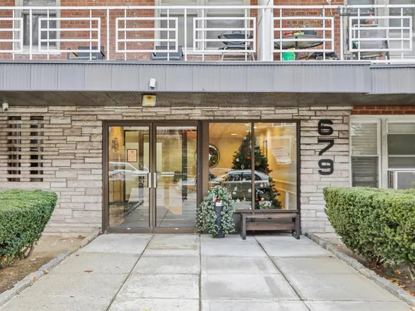 679 Warburton Avenue #7R, Yonkers, NY 10701