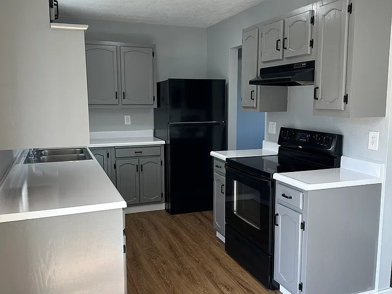 2709 Allison Ave — Photo 4