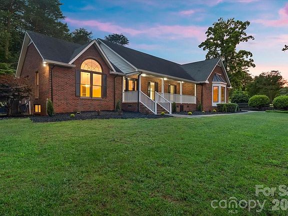 2nd image of 5916 Cashion Rd