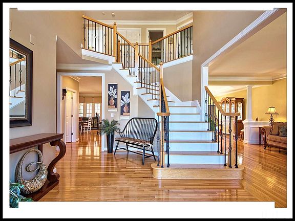 3rd image of 4503 Cumberland Dr