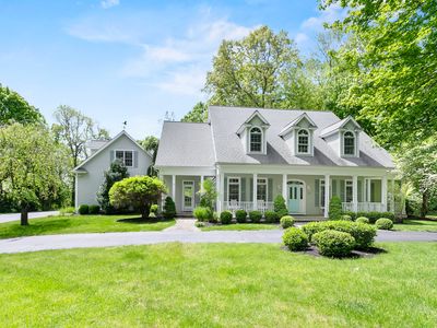 615 Hoydens Hill Rd, Fairfield, CT, 06824