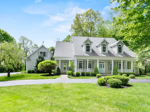 615 Hoydens Hill Road, Fairfield, CT 06824