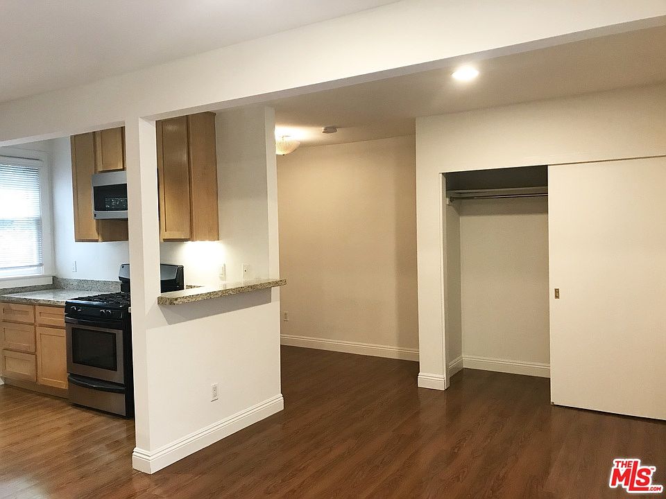 1st image of 731 Raymond Ave APT C