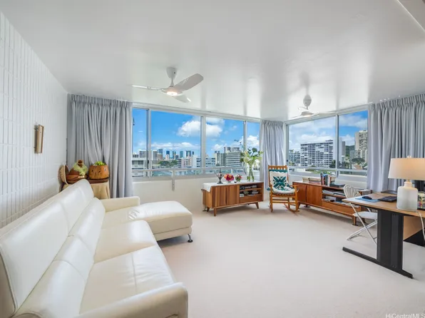 1545 Nehoa St APT 402, Honolulu, HI 96822