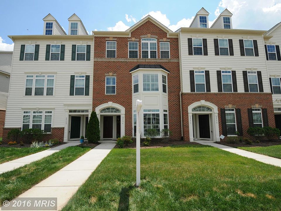 1st image of 24674 Hutchinson Farm Dr