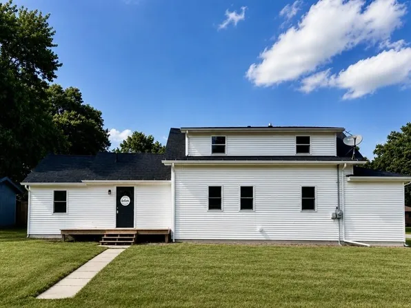 308 Union St, Union Mills, IN 46382