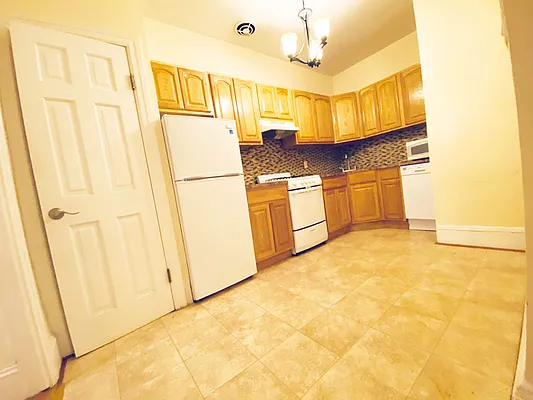 Rented by Yorgan Group, LLC | media 9