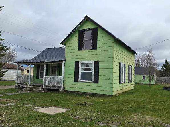 3785 S 2nd St, Onaway, MI 49765