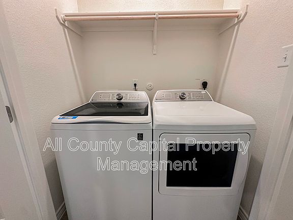 4th image of 8905 Prickly Ash Dr