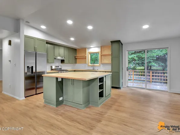 8330 Majestic Dr, Anchorage, AK 99504