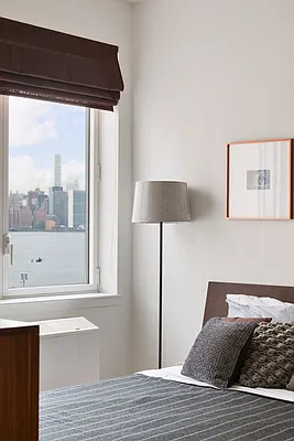 Sold by Compass | media 21