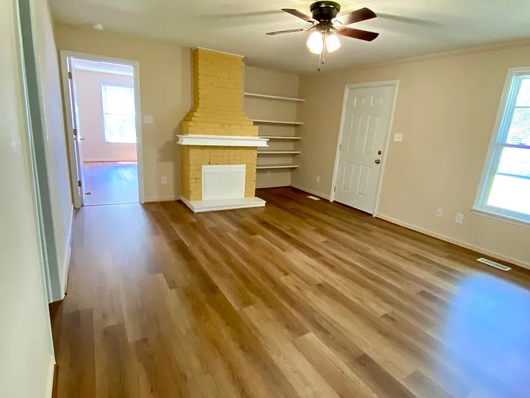 802 N B St #3 — Photo 14
