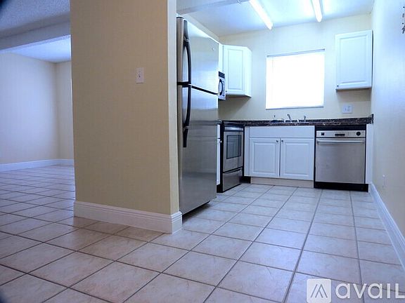 2nd image of 1005 S Flagler Ave APT 814
