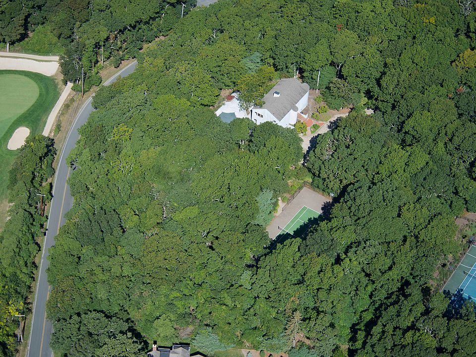 62 Fresh Pond Rd, Amagansett, NY 11930 Zillow