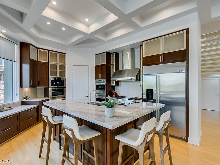 483 Toucan Ridge Ct — Photo 18