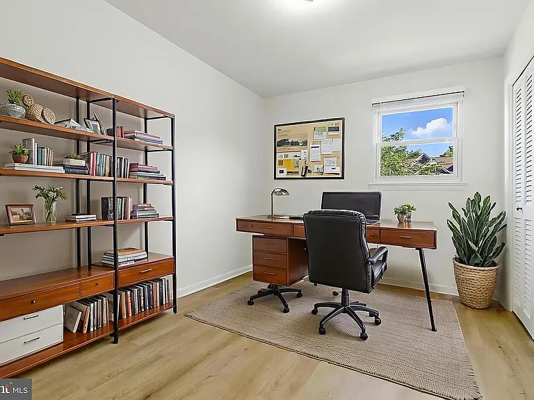 6407 Kirby Rd — Photo 24