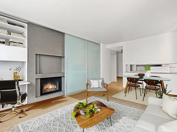 167 Perry St APT 5F, New York, NY 10014