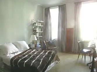 Rented by Roberta Russell, LREB