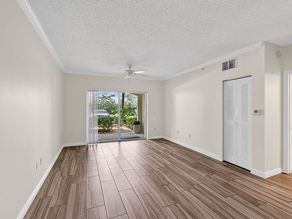 5th image of 3110 Tuscany Way