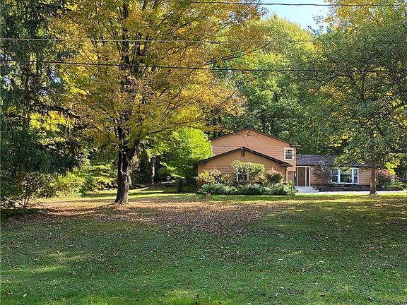 2nd image of 15443 Wenhaven Dr