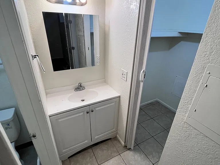 3052 N Alvernon Way — Photo 19