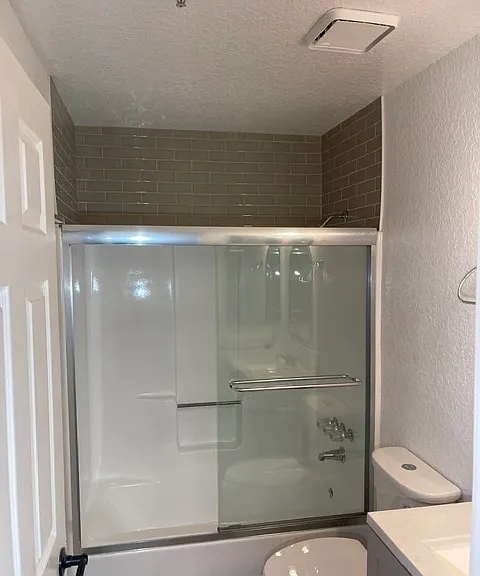 13427 Roselle Ave #7 — Photo 11