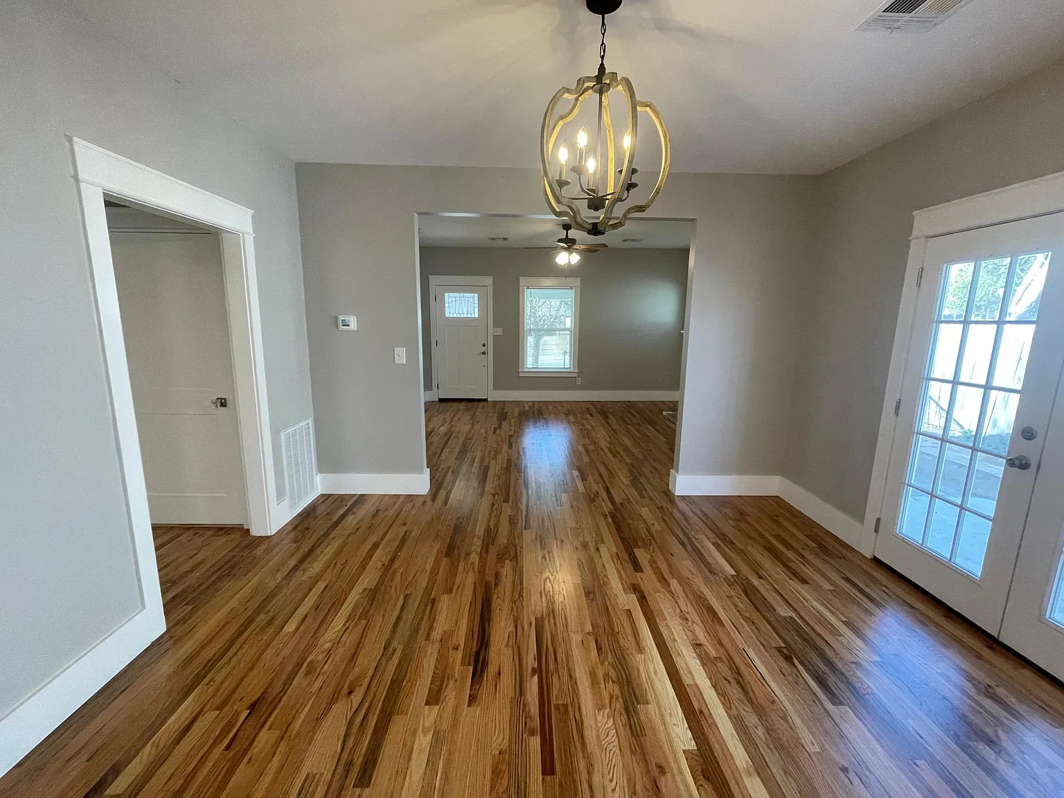 107 N Wheeling Ave — Photo 3