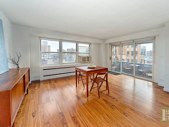 3rd image of 413 Grand St APT F703
