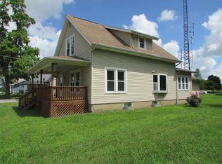 508 N 1st St, Pierceton, IN 46562
