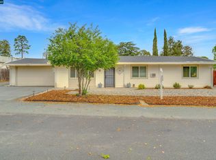 26 Alan Way, Martinez, CA 94553