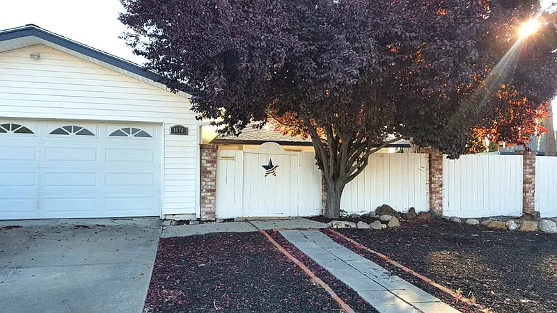 1676 Bluebell Dr photo 1