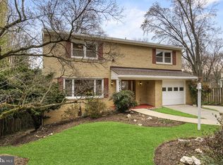 2525 N Wakefield St, Arlington, VA 22207