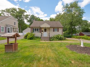 18 Birch St, Bristol, CT 06010