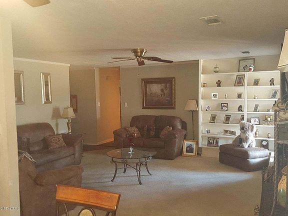 2nd image of 1524 Lee Dr
