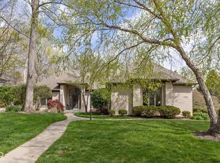 11618 Summit Cir, Zionsville, IN 46077