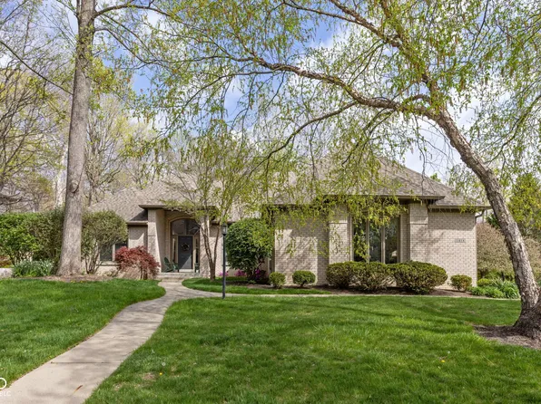 11618 Summit Cir, Zionsville, IN 46077