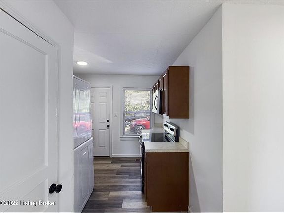5th image of 6616 Strawberry Ln