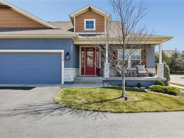 11710 S Deer Run St #3, Olathe, KS 66061