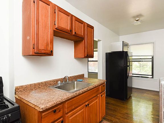 4th image of 929 W Sunnyside Ave #N2