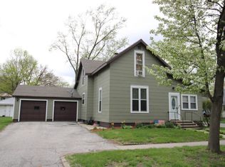 533 N Market St, Winamac, IN 46996