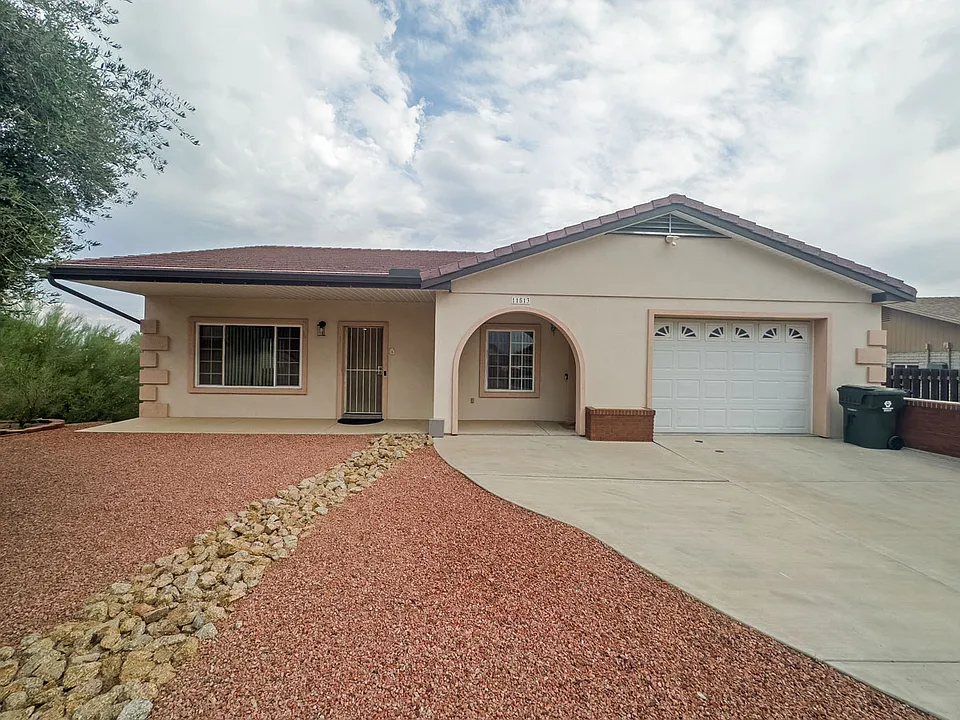 11513 W Kansas Ave