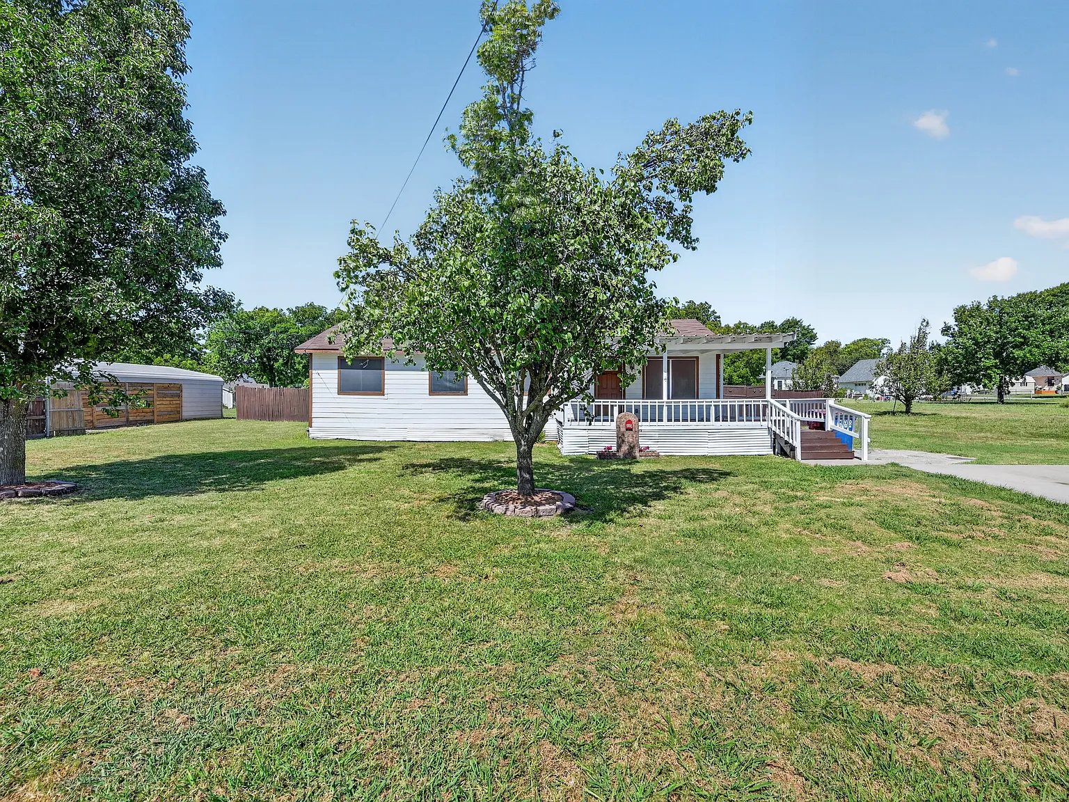 605 Jackson Street, Farmersville, TX 75442 - Property ID 5605 — Photo 2