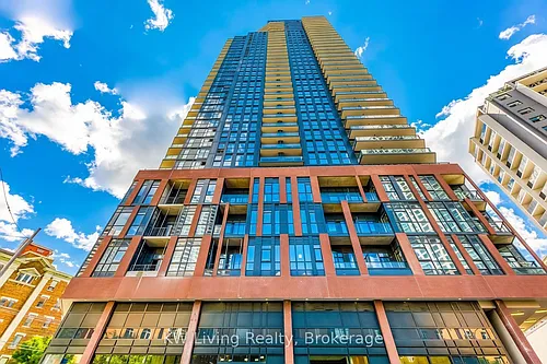 159 Wellesley St E Photo 1