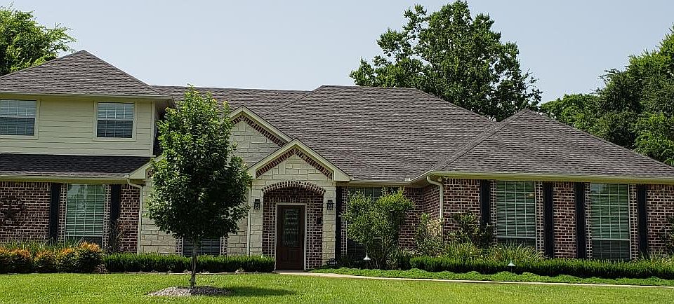 1st image of 15923 Crazy Horse Dr