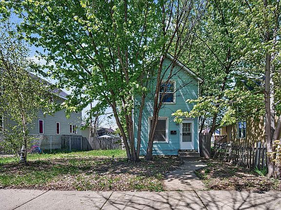 2nd image of 3103 James Ave N