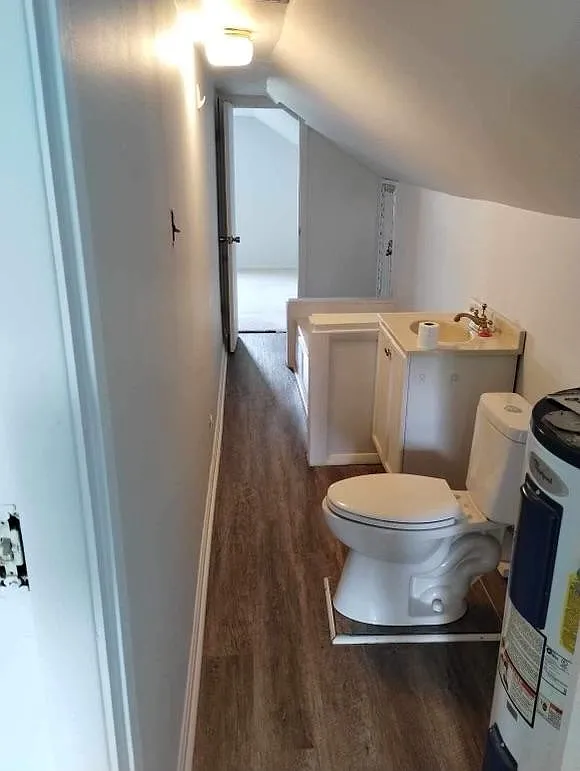 1 bed, 700 sqft, $800 — Photo 1