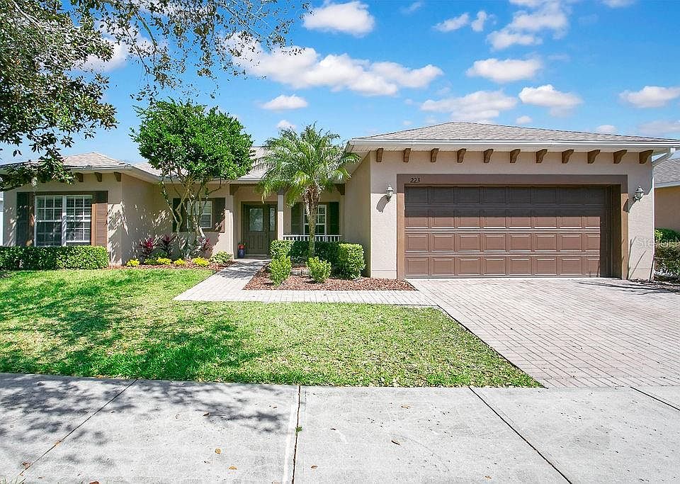 1st image of 223 Sand Piper Dr